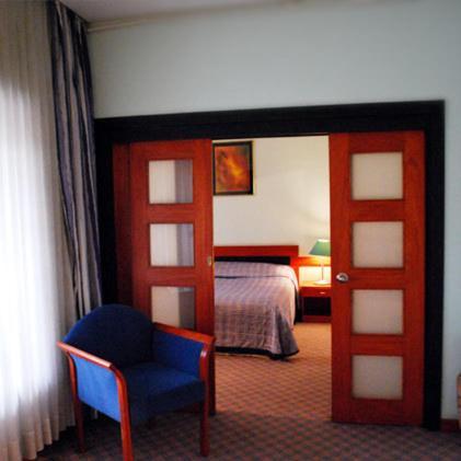 Tori Hotel Tbiliszi Szoba fotó