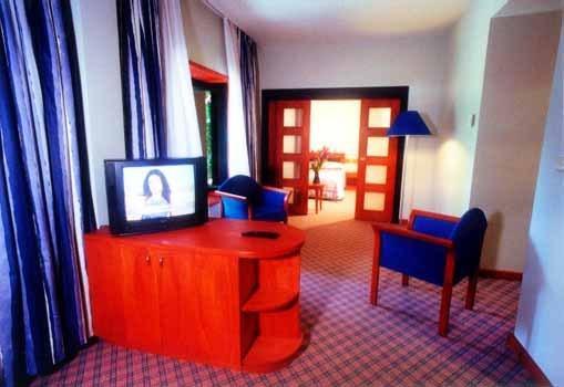 Tori Hotel Tbiliszi Szoba fotó
