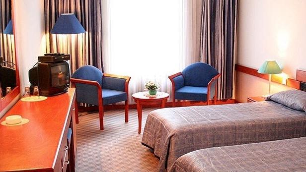Tori Hotel Tbiliszi Szoba fotó
